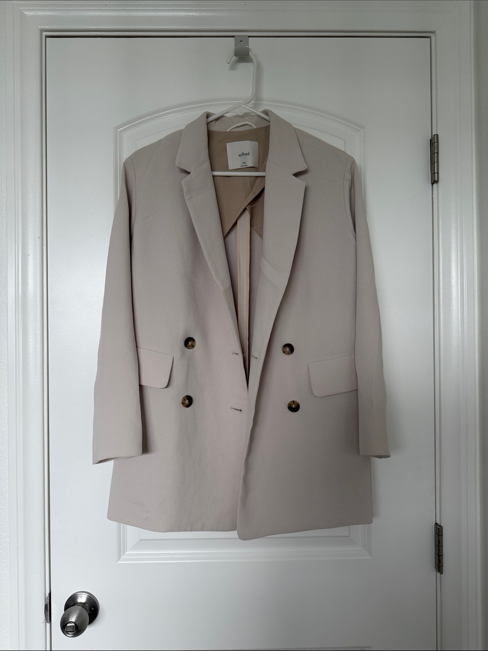 Aritzia Wilfred Light Taupe Double-Breasted Blazer